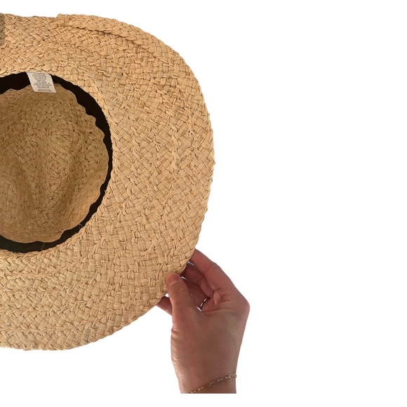 Wide Brim Woven Straw Beach Hat - Picture 4 of 9